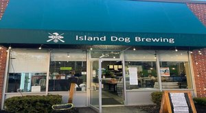 The Dog-Friendly Brewery In Maine That Just Might Be Your New Favorite Hangout