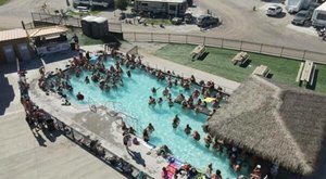 This RV Park And Marina In Nebraska With Its Own Swim-Up Bar Will Make Your Summer Epic