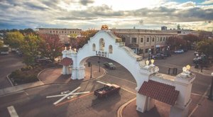 The Small Town In Northern California That Comes Alive In The Fall Season