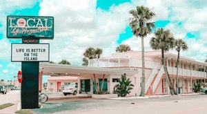 This Retro Roadside Hotel In Florida Is The Perfect Place For A Relaxing Getaway