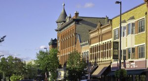 The Most Charming College Town In Minnesota Is Home To Delicious Dining, Shopping, And More