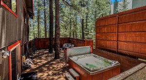 Get Away From It All At This Treehouse With Its Own Hot Tub In Arizona