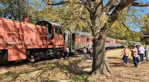 The Train Ride Through The Alabama Countryside That Shows Off Fall Foliage