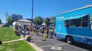 This Fish And Chips Food Truck In Oklahoma Always Has A Long Line, And There’s A Reason Why
