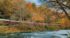 The Train Ride Through The North Carolina Countryside That Shows Off Fall Foliage
