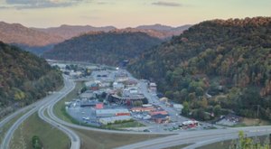 This Tiny Kentucky Town Literally Moved A Mountain In One Of The Largest Engineering Feats In The World